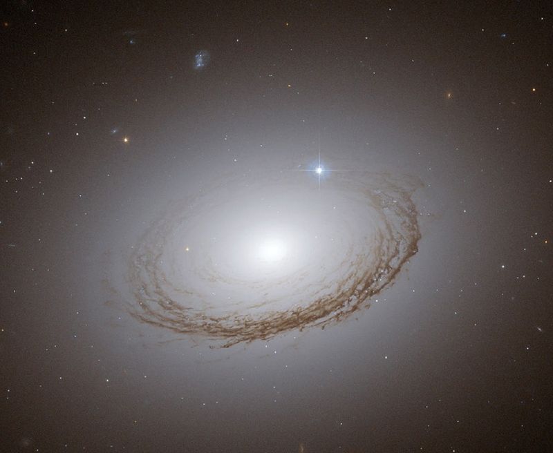 Обнаруженны группы неизвестных галактик